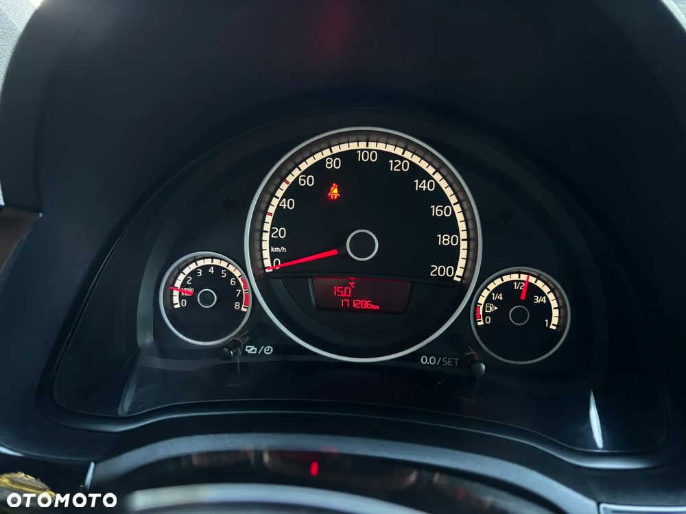 Volkswagen up! - 18