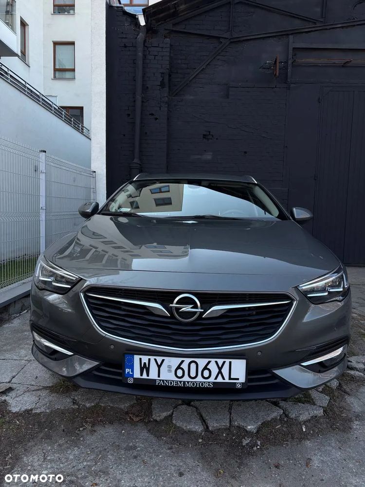 Opel Insignia - 22