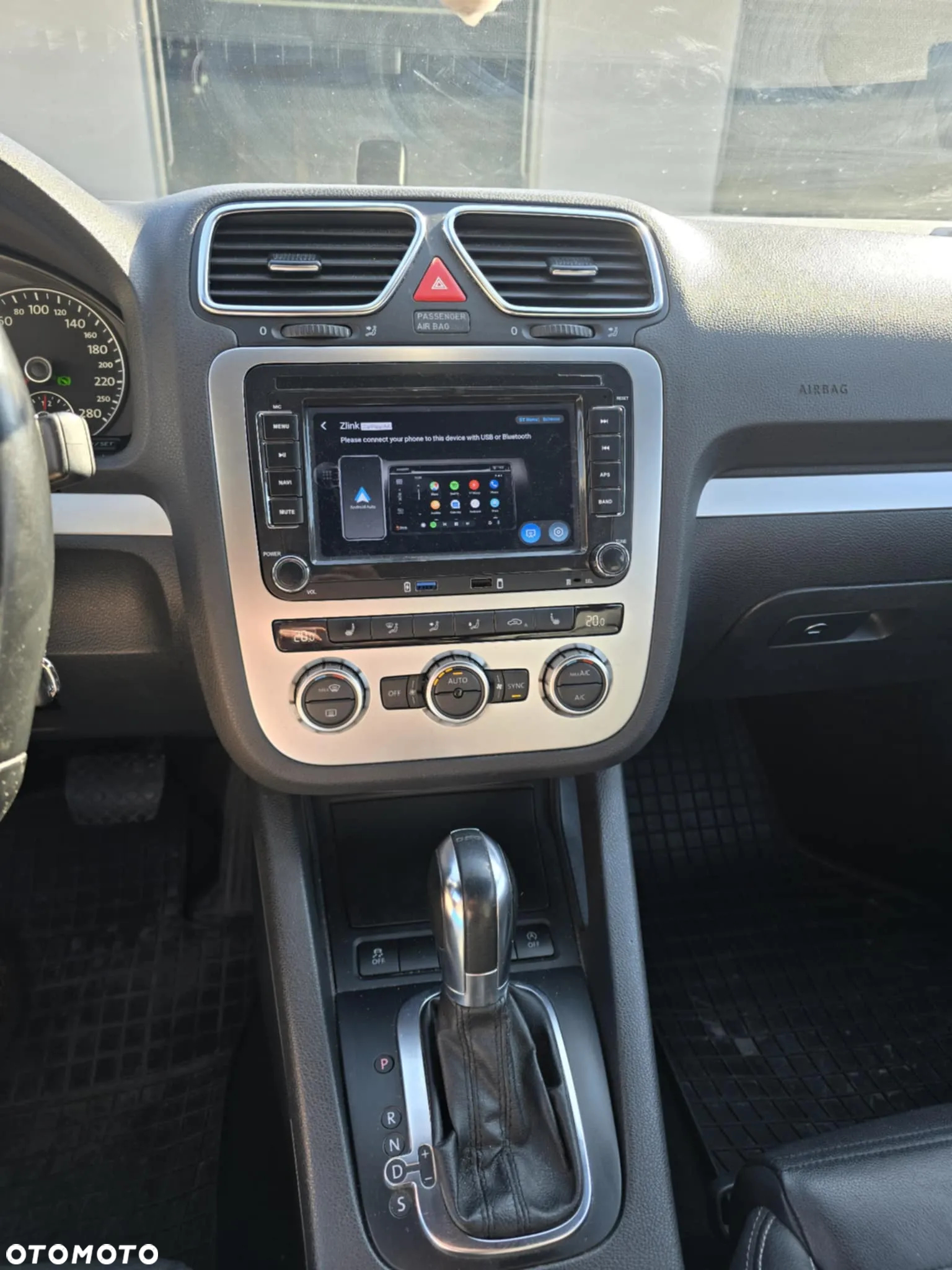 Volkswagen Scirocco 2.0 TDI DSG - 13