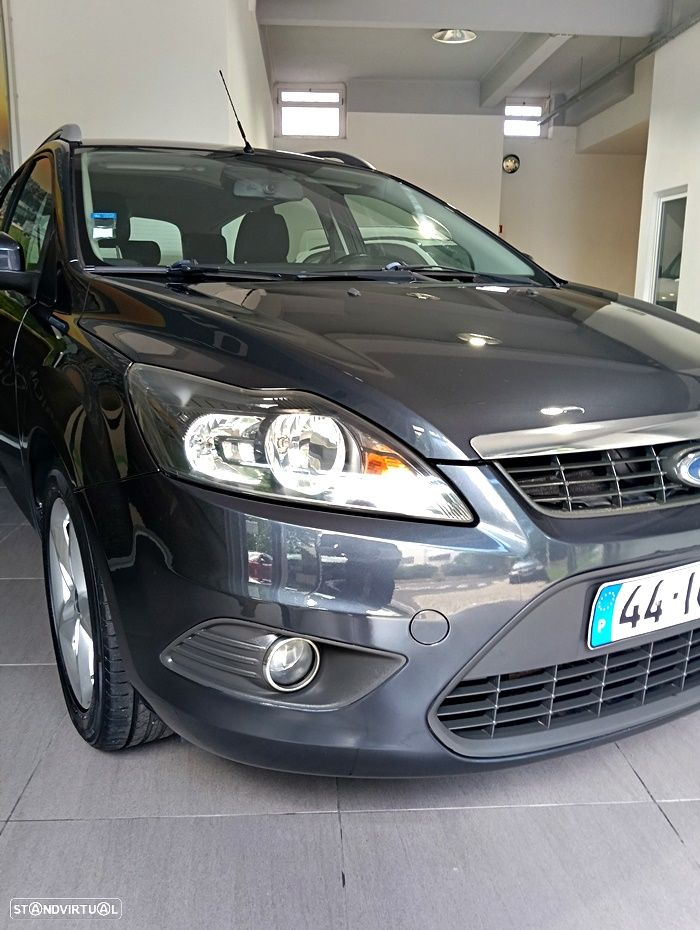 Ford Focus SW 1.4 16V Trend - 10