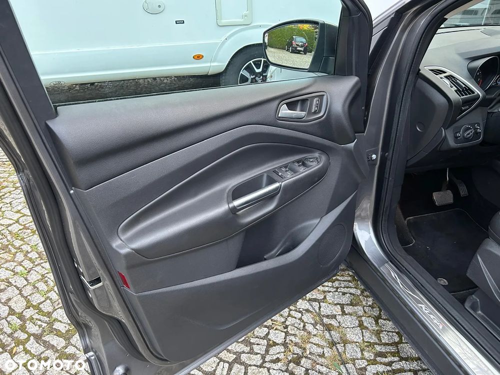 Ford Kuga 1.6 EcoBoost 4WD Titanium - 15