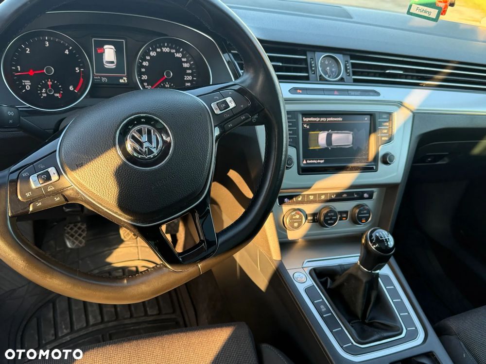 Volkswagen Passat 2.0 TDI BMT Comfortline - 18