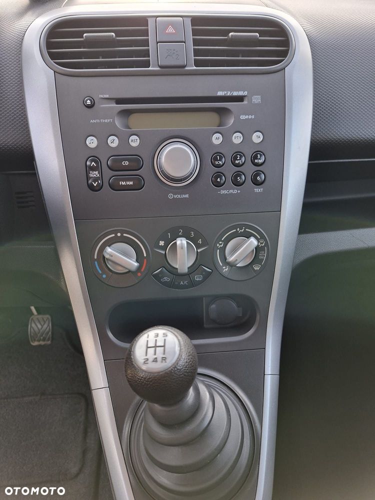 Suzuki Splash 1.2 GLX / Comfort - 17