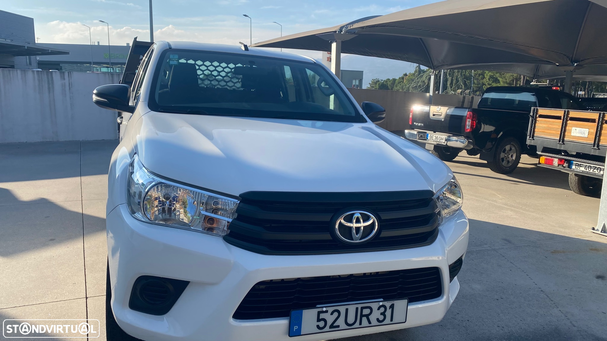 Toyota Hilux 2.4 D-4D 4WD CD CM - 3