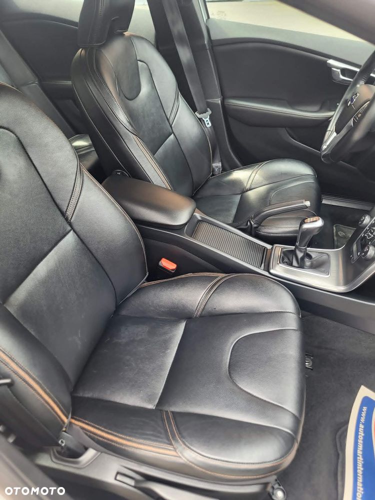 Volvo V40 D4 Summum - 8