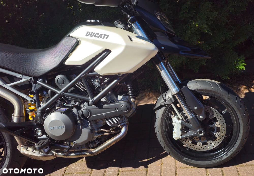 Ducati Hypermotard - 4