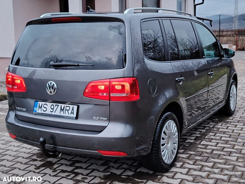 Volkswagen Touran 2.0 TDI DPF STYLE - 3