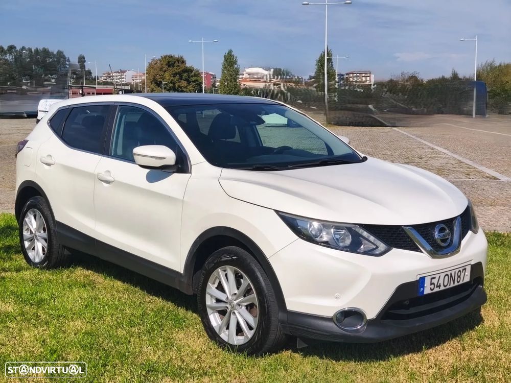 Nissan Qashqai 1.5 dCi Tekna - 4