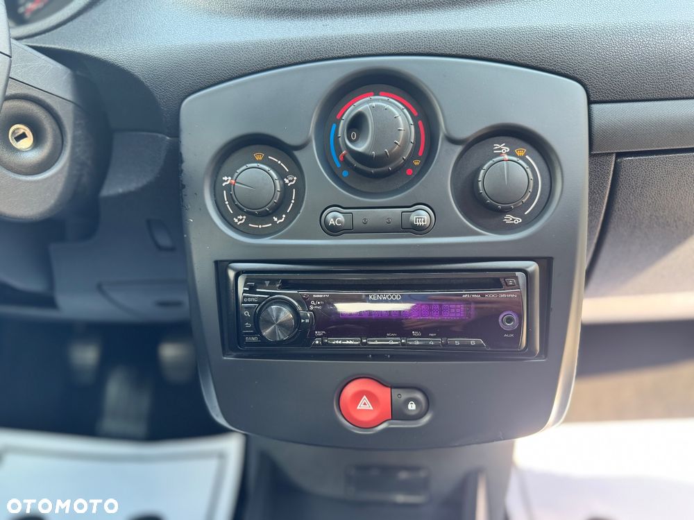 Renault Clio 1.2 16V 75 Yahoo - 25