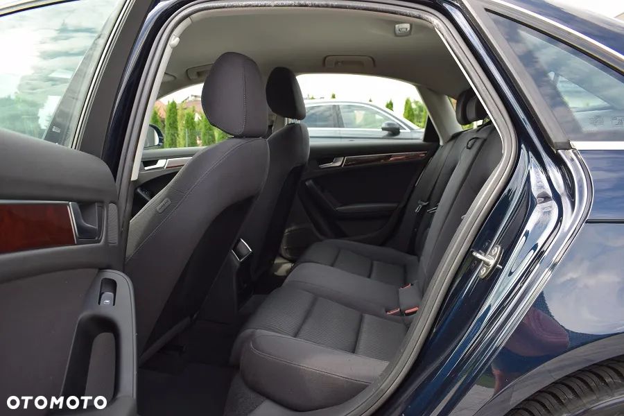 Audi A4 Limousine 2.0 TDI DPF Ambiente - 7