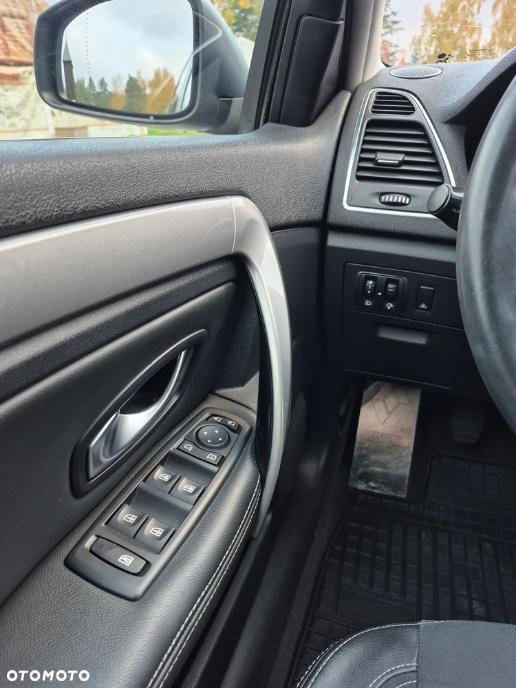Renault Laguna dCi 110 FAP Bose Edition - 18