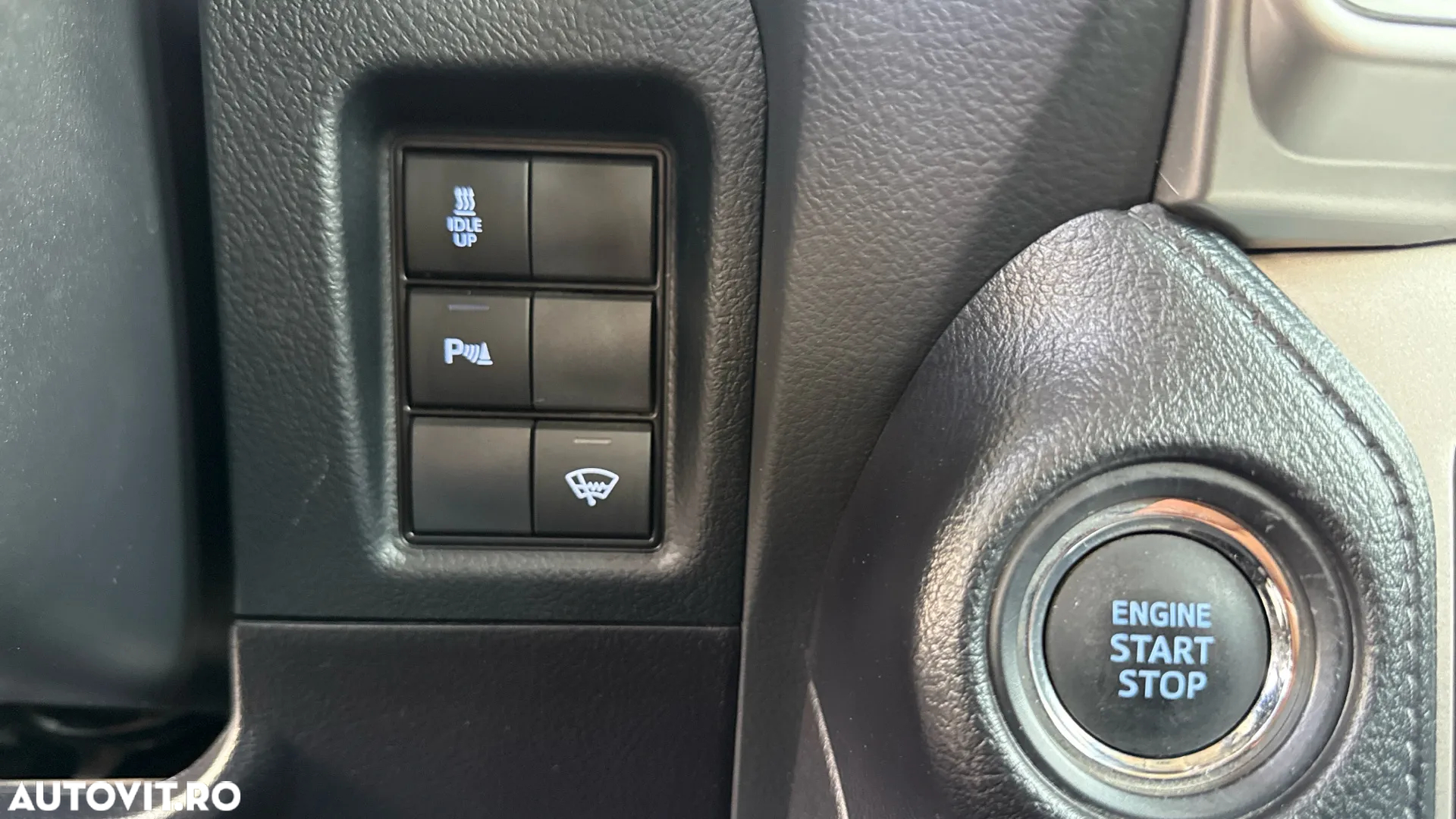 Toyota Land Cruiser - 34