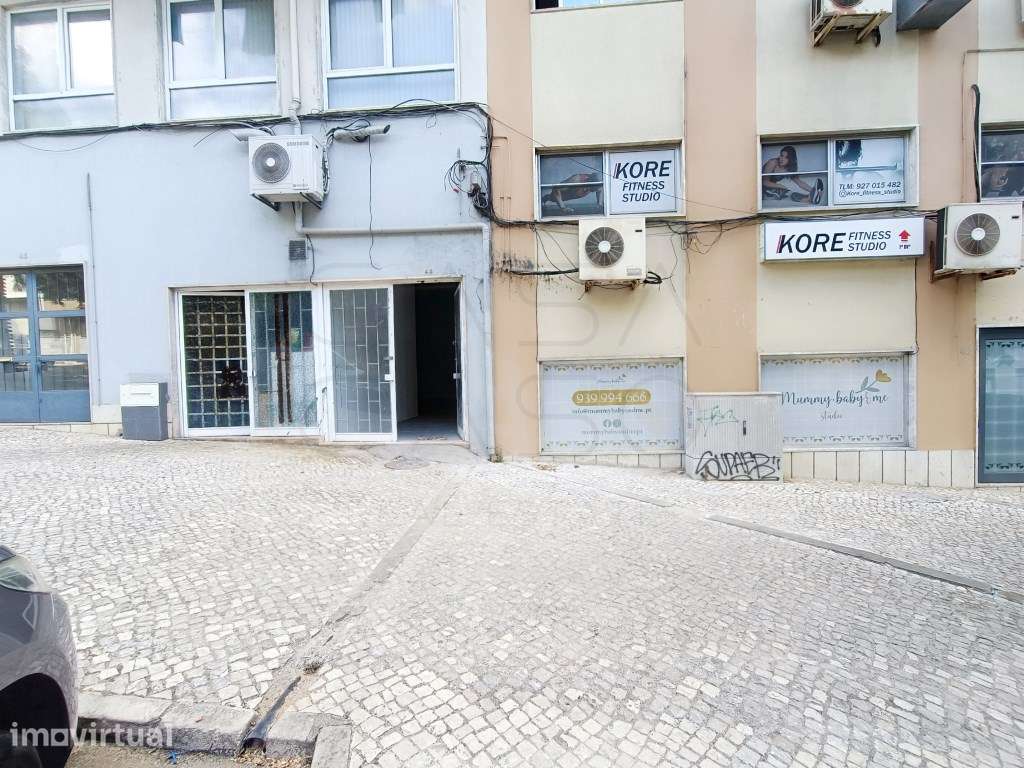 Loja com 90 m2 localizada em avenida muito movimentada, zona do Dufa - Grande imagem: 3/13