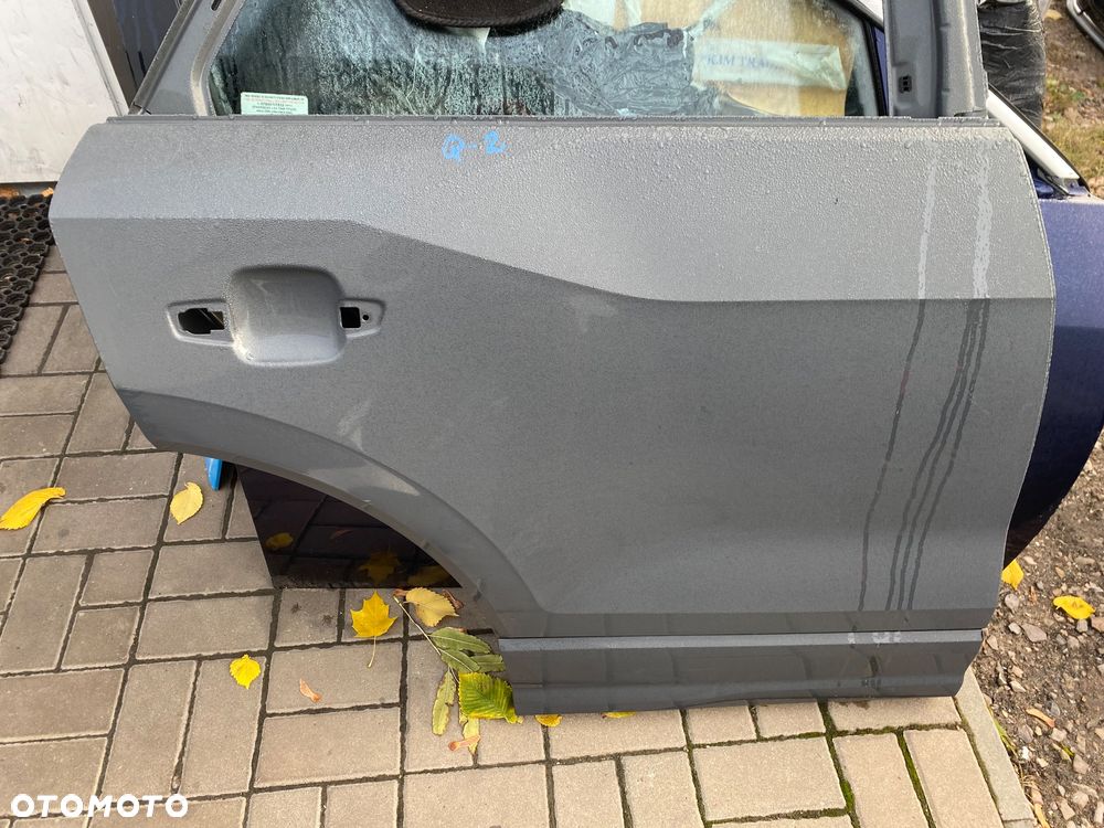 AUDI Q2 DRZWI LX7B PR.TYL IGLA ORG. - 1