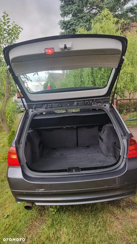 BMW Seria 3 320d - 17