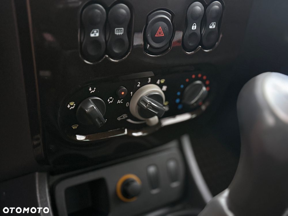 Dacia Duster 1.6 - 20