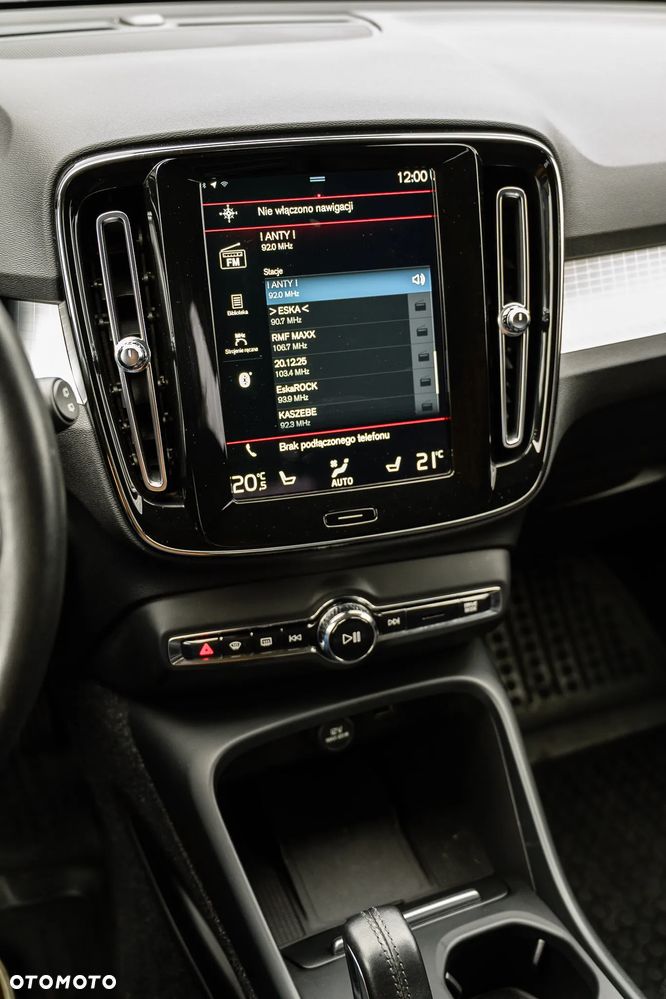 Volvo XC 40 T3 Momentum - 13