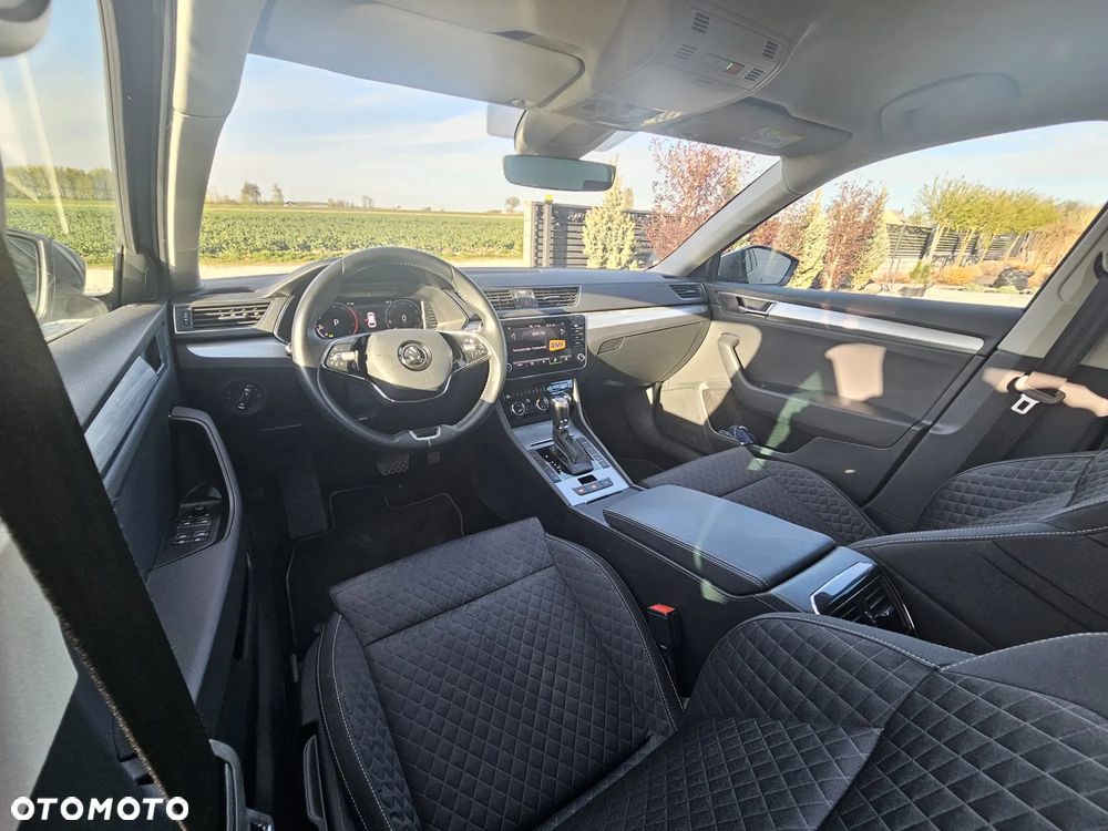 Skoda Superb 2.0 TDI SCR Ambition DSG - 11