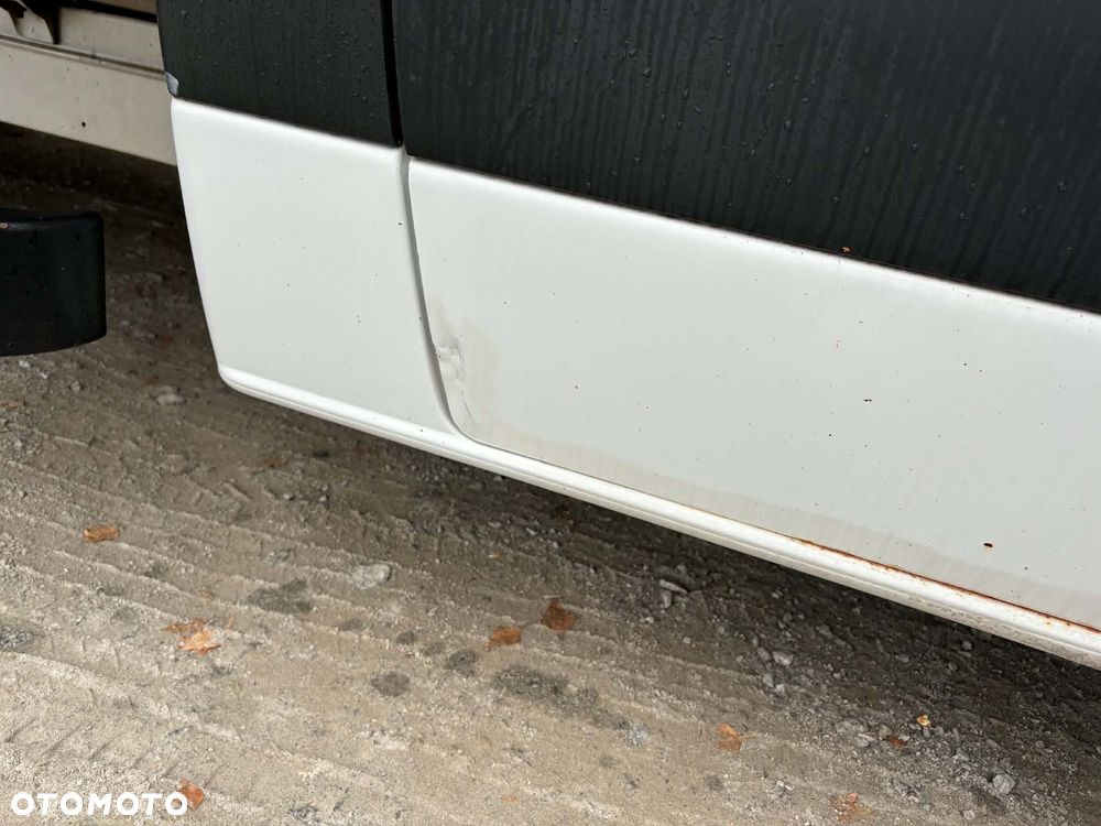 Mercedes-Benz Sprinter - 23