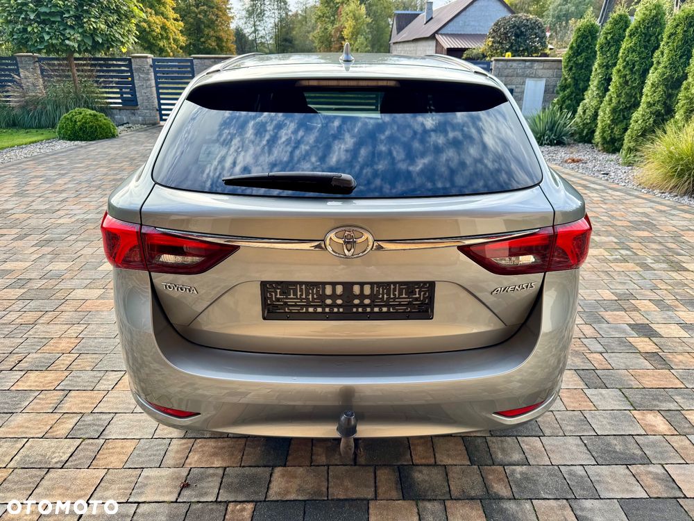 Toyota Avensis Touring Sports 1.8 Executive - 7