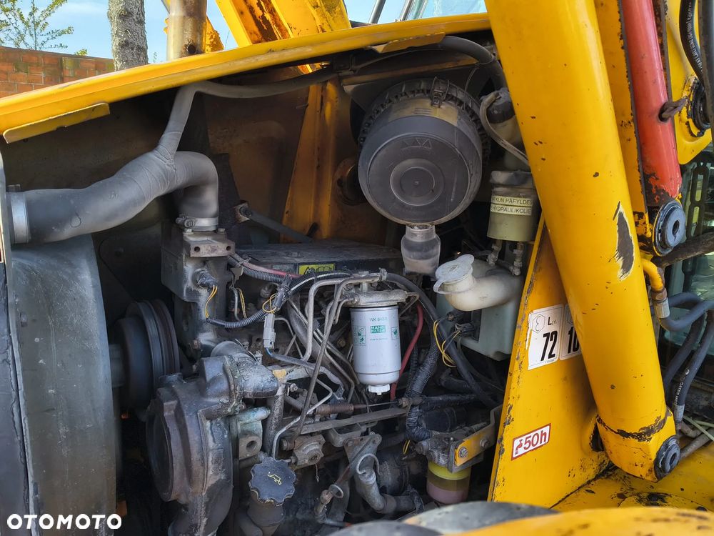 JCB 4CX - 9