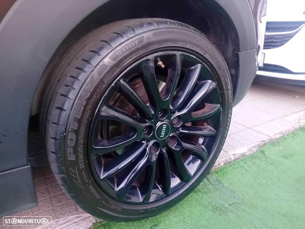 MINI Clubman One D Blackyard - 16
