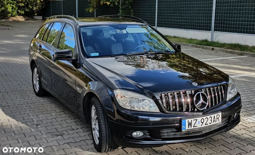 Mercedes-Benz Klasa C 180 CGI BlueEff Avantgarde - 1
