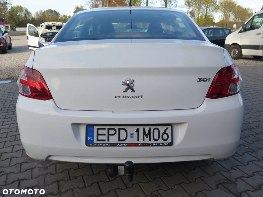 Peugeot 301 - 5