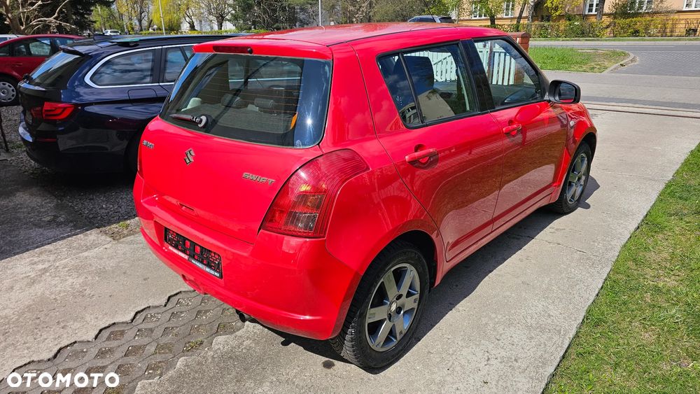 Suzuki Swift 1.3 Comfort - 11