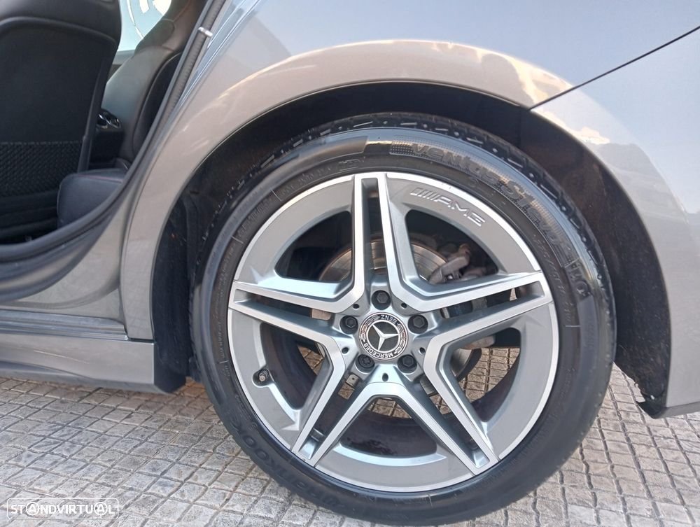 Mercedes-Benz A 160 AMG Line - 11