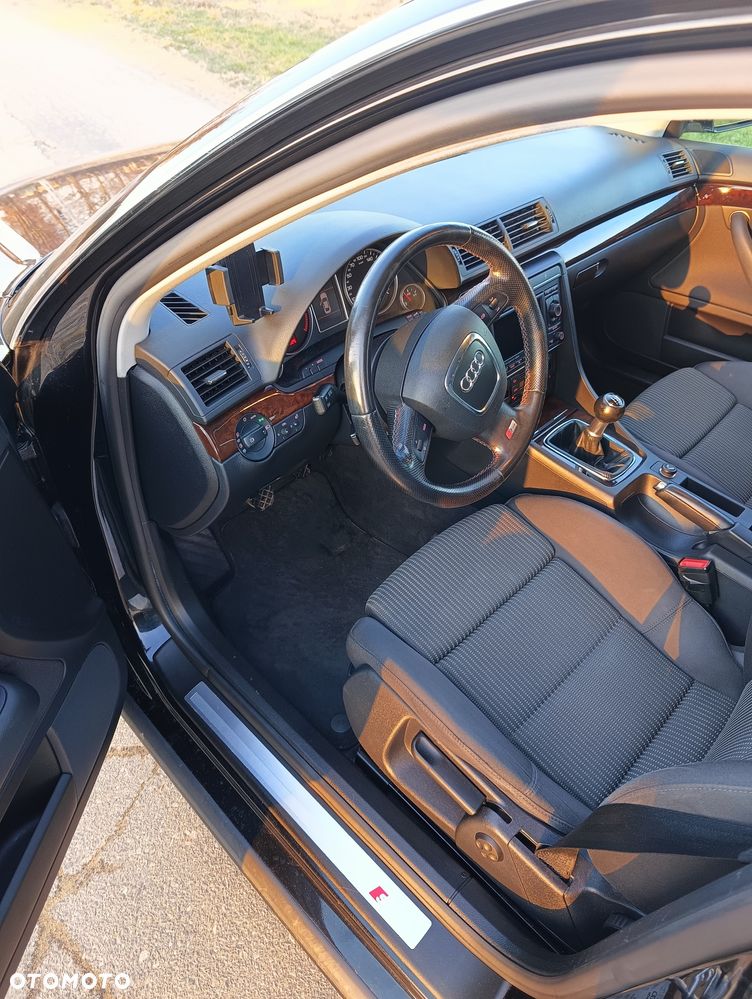 Audi A4 Avant - 3