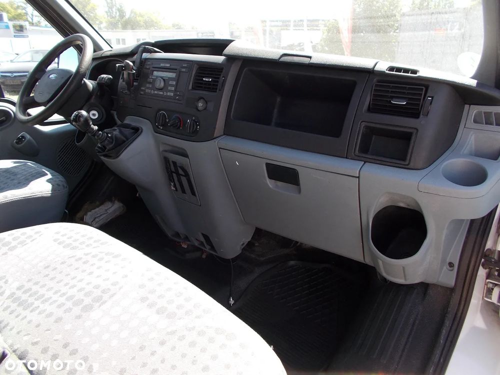Ford Transit - 14
