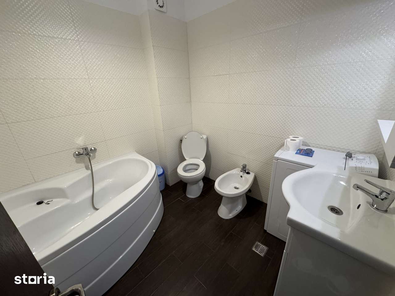 DE ÎNCHIRIAT-Visoianu,Apartament 2 camere, 55 mp+loc de parcare,Iasi — fotografia 2