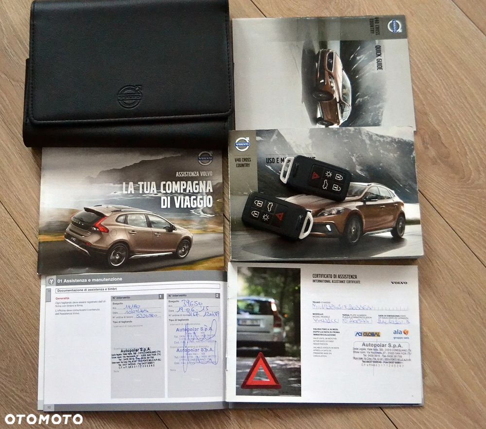 Volvo V40 Cross Country D2 Momentum - 20