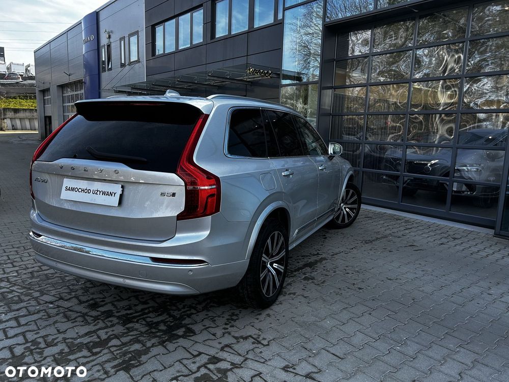 Volvo XC 90 - 9