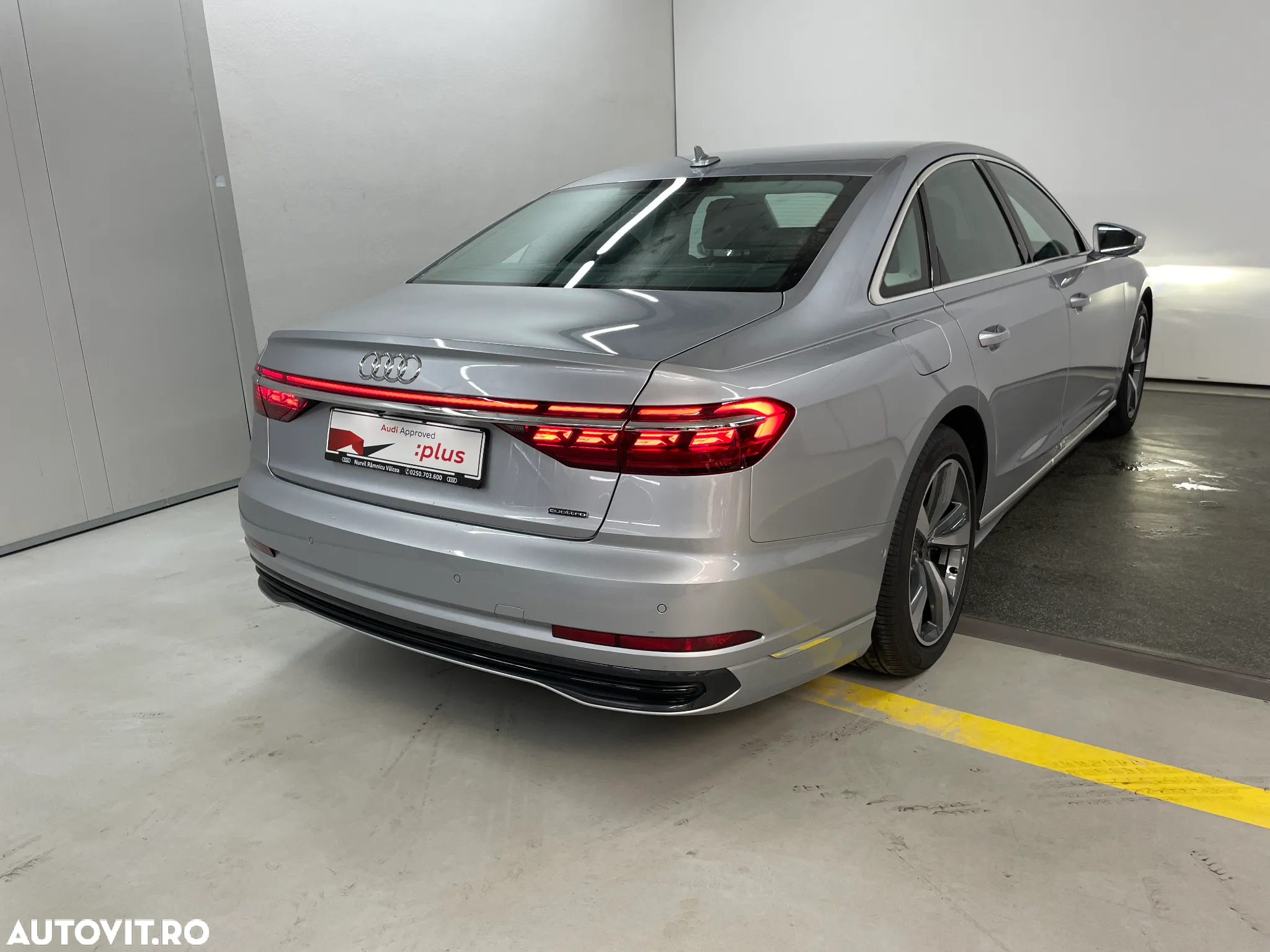 Audi A8 60 TFSI e quattro Tiptronic PHEV - 8