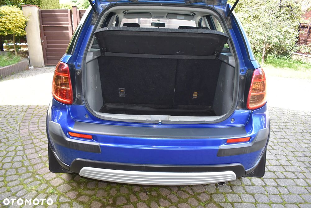 Suzuki SX4 1.6 VVT 4x4 Club - 22