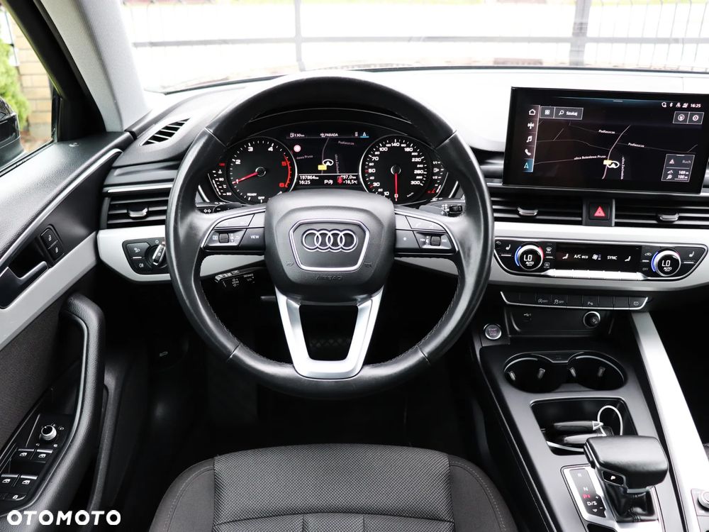Audi A4 Avant 35 TDI mHEV S Line S tronic - 34