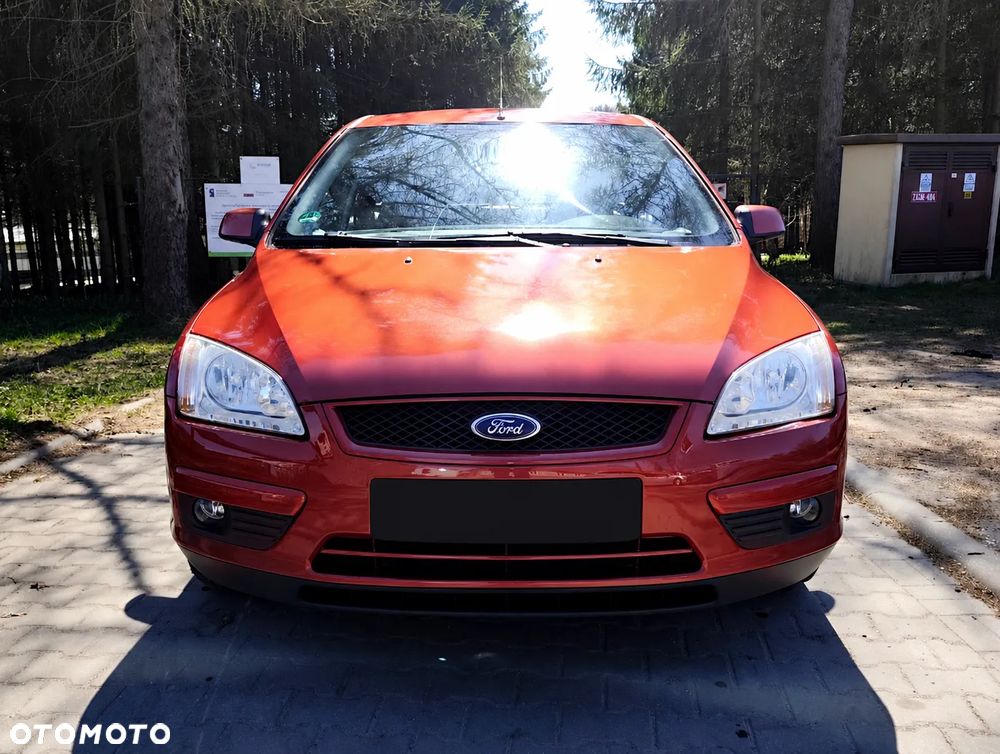 Ford Focus 1.6 16V Ambiente - 9