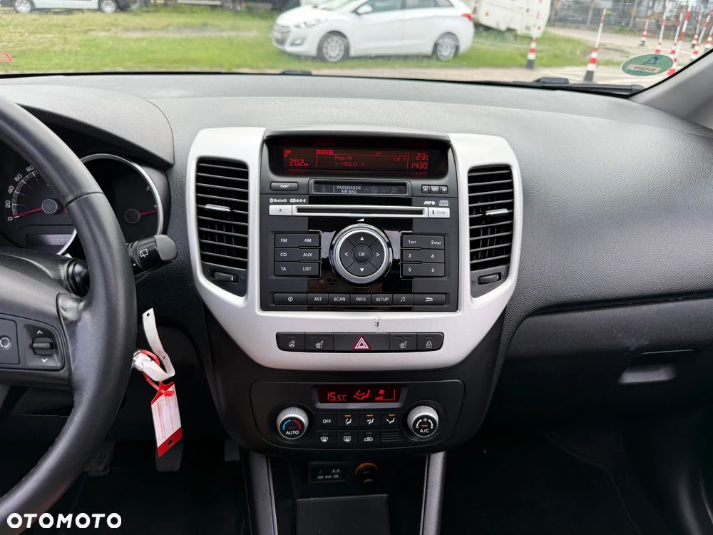 Kia Venga 1.6 CVVT Dream Team Edition - 3
