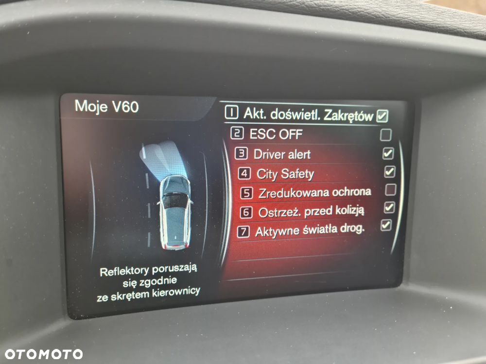 Volvo V60 D4 Drive-E Momentum - 28