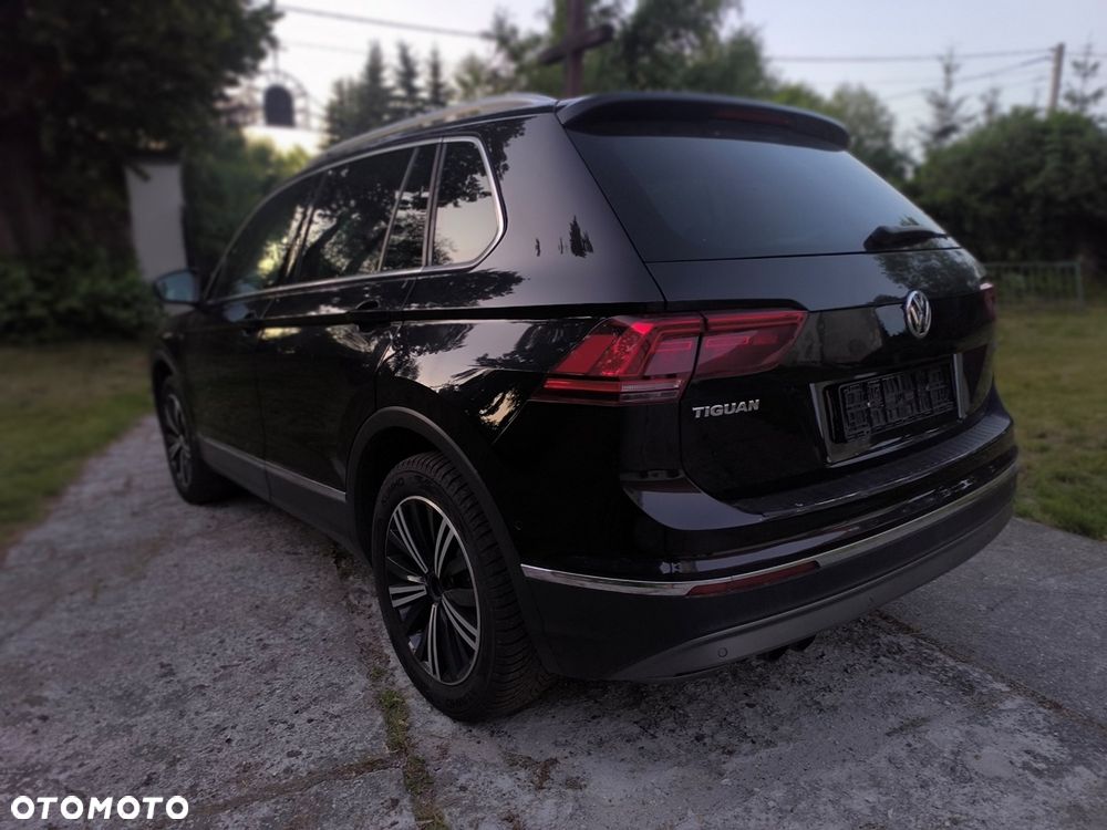 Volkswagen Tiguan 2.0 TDI SCR 4MOTION (BlueMotion Techn.) DSG Highline - 2