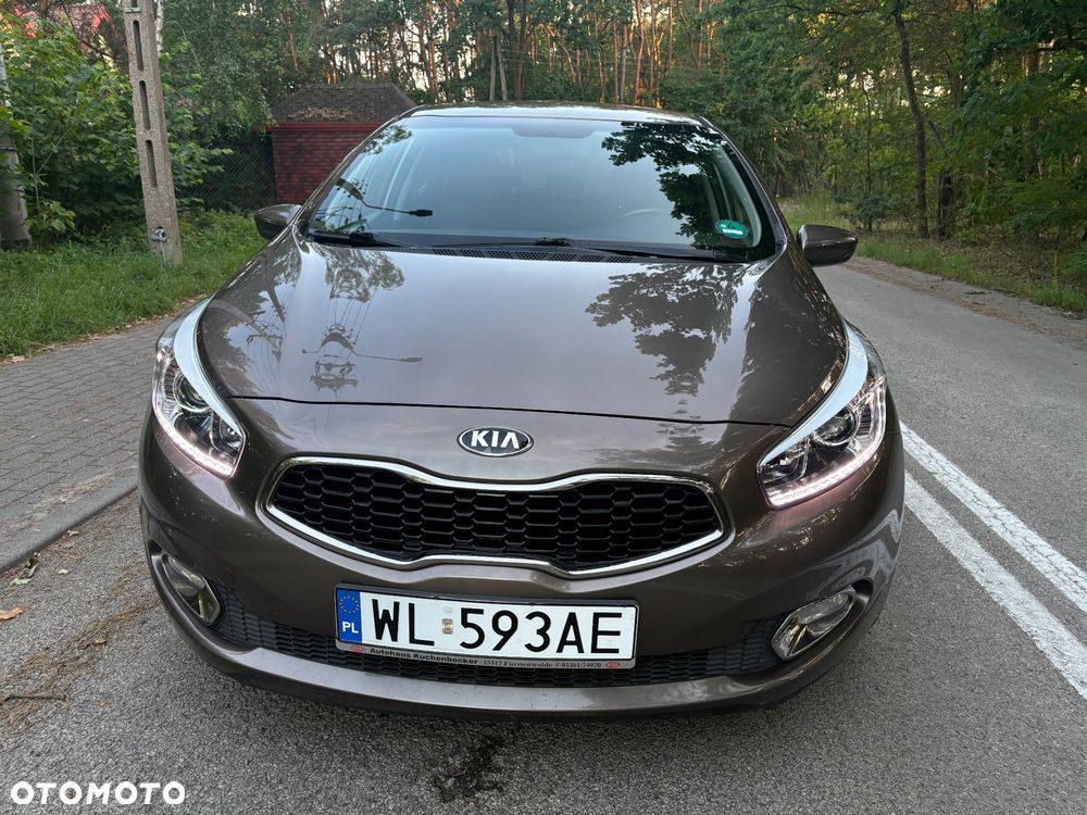 Kia Ceed 1.6 GDI L Business Line - 11