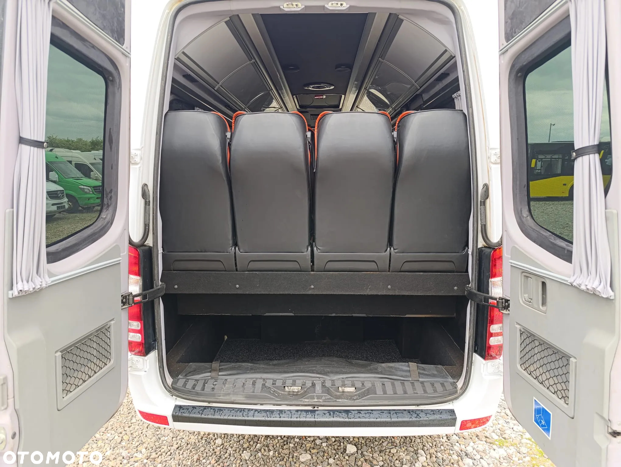 Mercedes-Benz Sprinter 519 - 7