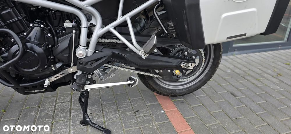 Triumph Tiger - 37