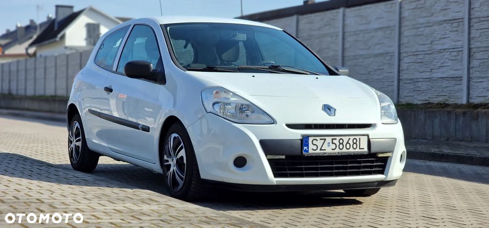 Renault Clio 1.2 16V 75 Expression - 2