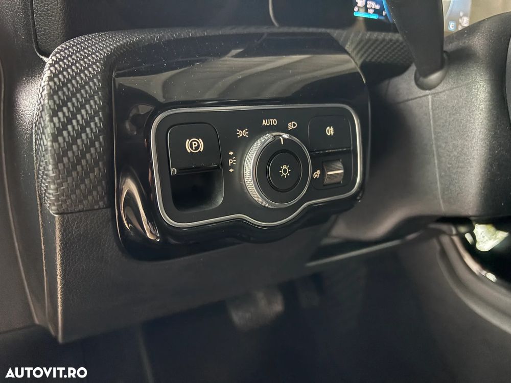 Mercedes-Benz A 180 d 7G-DCT - 24