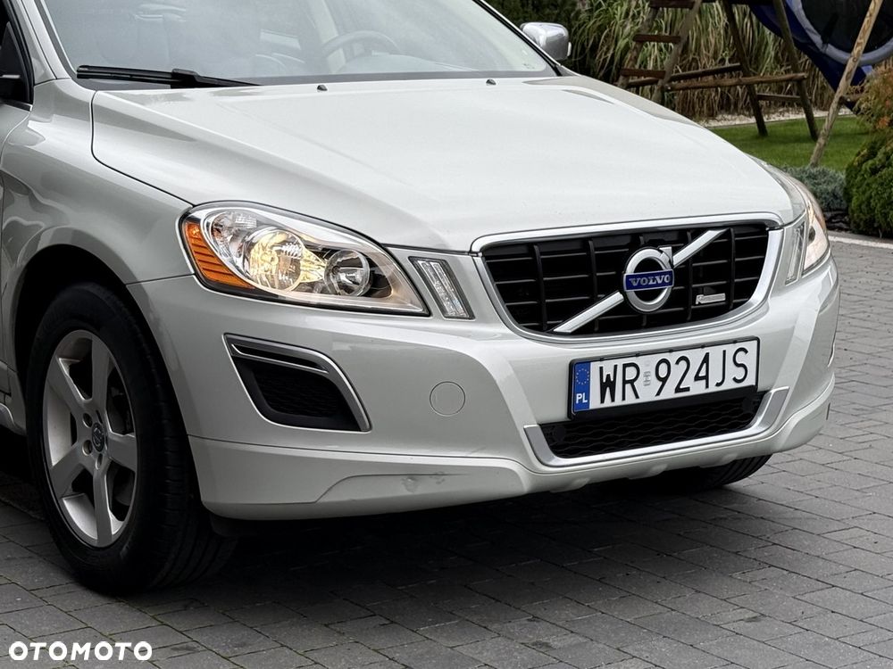 Volvo XC 60 DRIVe R Design - 34