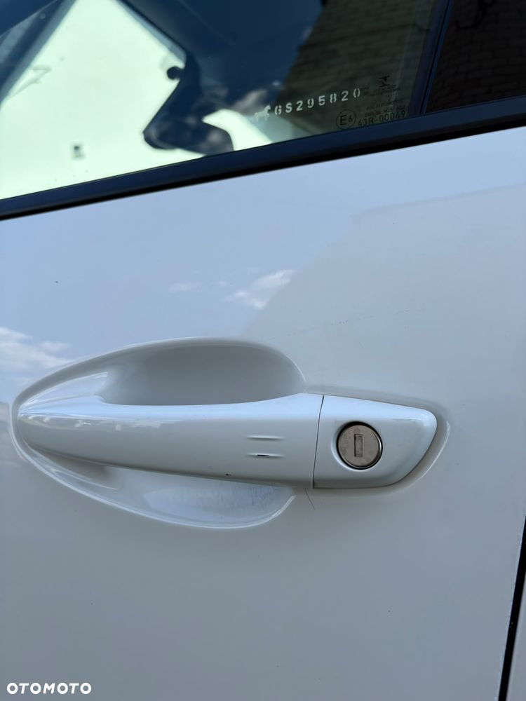Peugeot 3008 1.6 BlueHDi Allure S&S - 24