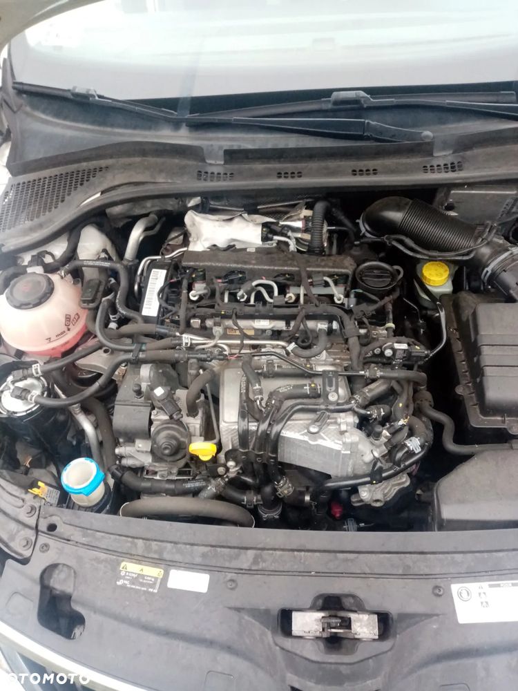 Skoda RAPID 1.6 TDI DPF Ambition - 10